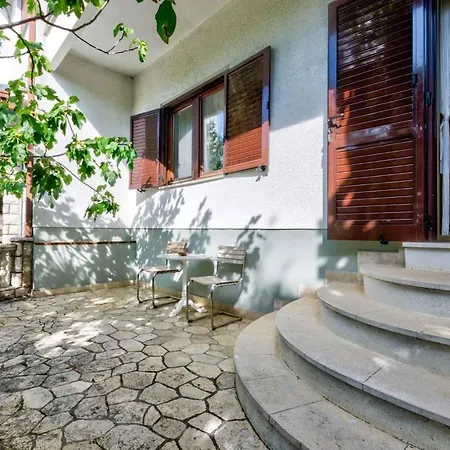 Apartment In Ii